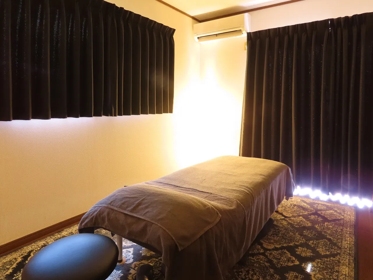 haku鍼灸院|慢性的な疲労・肩こり・腰痛を整える女性専門